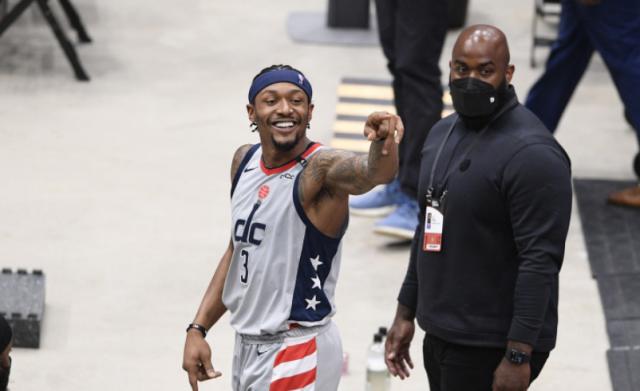 kaiyun官网-忠诚之心即将破碎？美媒：比尔或在选秀前申请交易